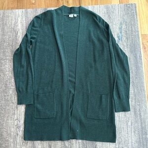 Gap Outlet long line open cardigan in evergreen.  Medium.